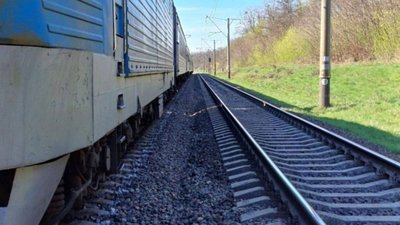 У Львівському районі трагічно загинув чоловік, потрапивши під потяг