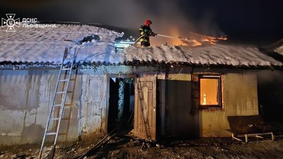 У Львівській області горів житловий будинок