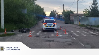 18-річний мотоцикліст на Львівщині збив жінку (ФОТО)