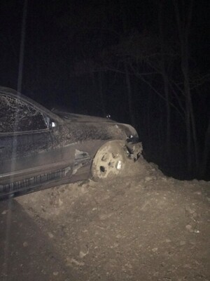 Поблизу Луцька декілька автомобілів опинилось у кюветі (ФОТО)