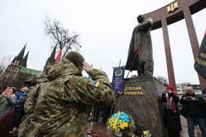 У Львові вшанували Степана Бандеру (ФОТО)