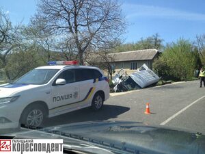 ДТП з фатальними наслідками: автобус перекинувся разом з пасажирами (ФОТО, ВІДЕО)