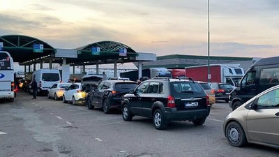 В Україні полегшать перетин кордону на легкових авто