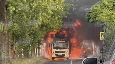 У Львові згоріла вантажівка