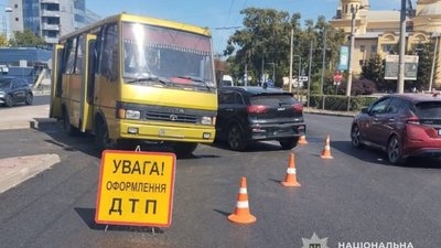 У Львові у ДТП постраждали шестеро людей