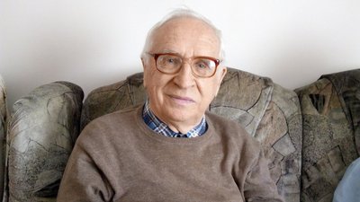 Ексвикладач ЛНУ Лось, якого звільнили після звинувачень у сексуальних домаганнях, подав до суду, щоб поновитися на роботі