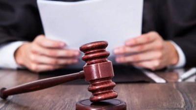 На Буковині жінка вкрала банківську картку та зняла близько 40 тисяч гривень