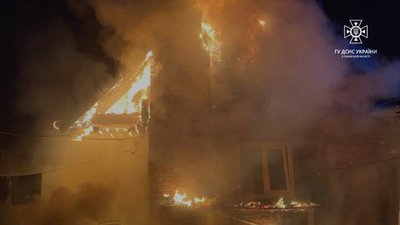 У Шептицькому районі горіла господарська будівля