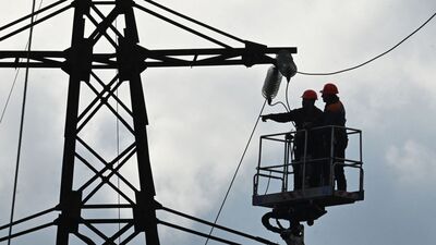 У Міненерго відповіли, скільки ще українцям доведеться жити з графіками відключень світла