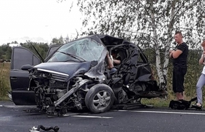 Поблизу Мукачева сталася жахлива потрійна ДТП: одна людина загинула, інші госпіталізовані (фото, відео)