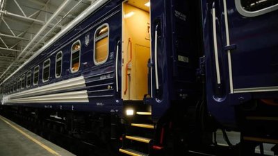 Через російські удари затримується низка поїздів до західних областей