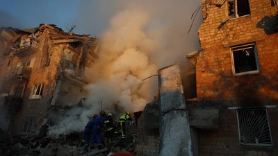 У Києві внаслідок російського удару загинули восьмеро людей, - Зеленський (ВІДЕО)