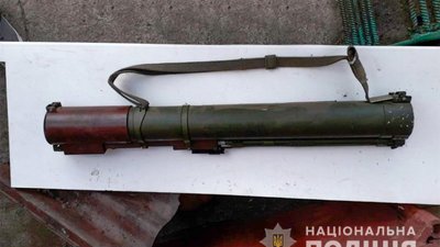 На Львівщині піде під суд за шахрайство колишній військовий, який продав клієнту непридатний гранатомет