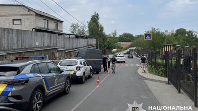 На Київщині 9-річний хлопчик загинув під колесами авто