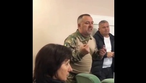 Теракт в Закарпатті: з'явилось нове відео, яке передувало підриву гранат у сільраді (ВІДЕО)