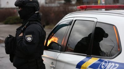 За грати на багато років сядуть двоє хлопців і дівчина за незаконні багатотисячні прибутки організовані у Львові (ФОТО)