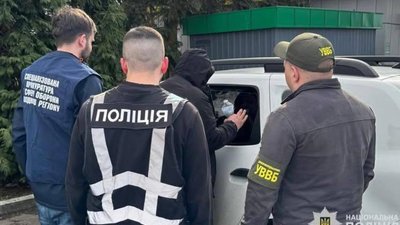 Правоохоронці Львівщини викрила схему: "Сім'я" із Закарпаття переправляла ухилянтів в Румунію