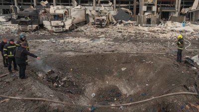 Під час атаки по Києву були пошкоджені близько 70 маршруток, а ціни на таксі злетіли «до небес»