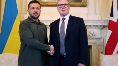 Зеленський обговорив з Стармером можливі формати перемовин із Путіним