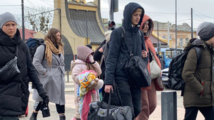 Польща надала 3 млн злотих, щоб підтримати вимушених переселенців на Львівщині