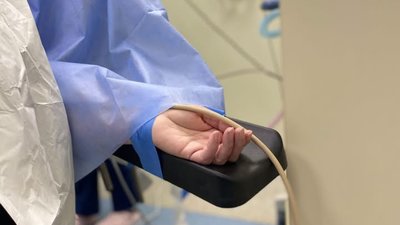 У Львові медики провели надскладну операцію й врятували пацієнтку, у якої здуття живота виявилося раком