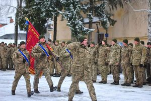 У складі миротворчої місії: до Косова, разом з лабрадором-сапером, вирушили військовики Львівщини (фото)