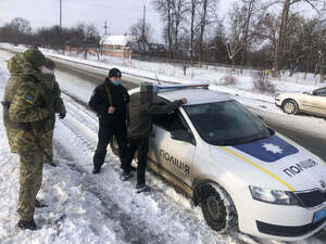 Правоохоронці затримали волинянина, який неодноразово ґвалтував 10-річну дівчинку