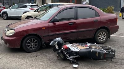 У ДТП у Львові травмувався водій мопеда