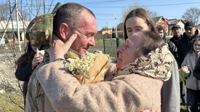 На Львівщину повернувся воїн Назарій Далецький, якого вважали загиблим з 2022 року