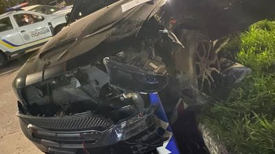 У Львові нетверезий водій розтрощив два автомобілі (ФОТО)