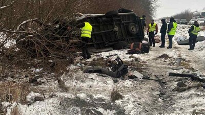 Поліція встановила попередню причину автокатастофи поблизу Львова, внаслідок якої загинуло семеро людей та ще троє травмовано (ФОТО)