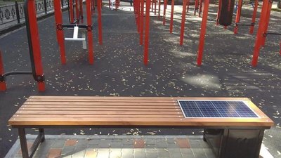 У Львові встановлять лавки з сонячними батареями