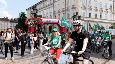 1 червня змінено курсування транспорту у центрі Львова через благодійний велопробіг
