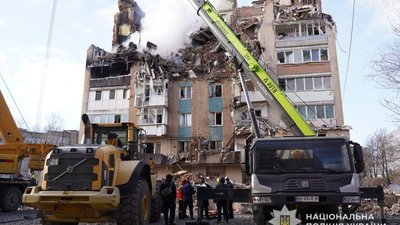 У Тернополі виявили тіла ще двох людей, які вважалися безвісти зниклими після ракетного обстрілу