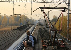 У Львові підлітка, який виліз на цистерну, вразило струмом