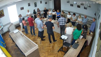 Мер міста на Львівщині прокоментував застілля в YouTube