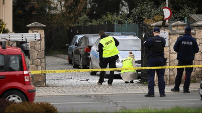 Помер в лікарні: у Польщі українець підпалив себе під будівлею консульства України