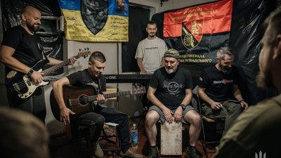 Президент відзначив 45-ту артилерійську бригаду з Львівщини почесною відзнакою