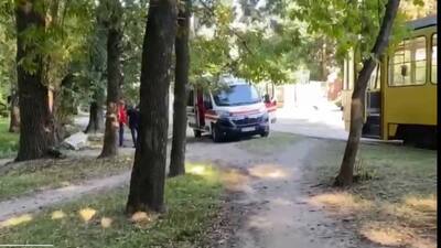 Другий випадок впродовж тижня: у Львові жінка потрапила під трамвай (ВІДЕО)