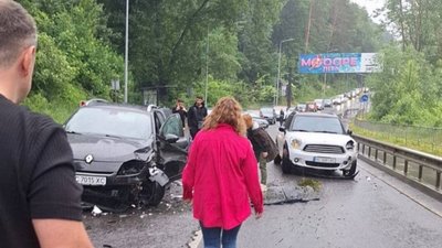 У Львові сталася автопригода