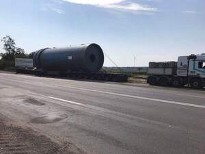 Рекордний штраф доведеться заплатити водію 200 тонної вантажівки, що продовжив рух автошляхами у спеку (фото/відео)