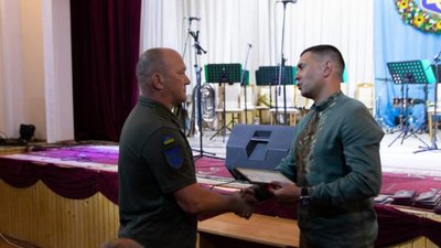 Захисника з Дрогобиччини відзначили державною нагородою “Золотий Хрест”