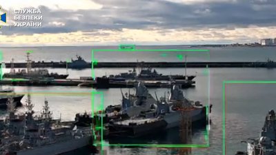 Українські сили вперше в історії військово-морського флоту підбили дроном субмарину (ВІДЕО)