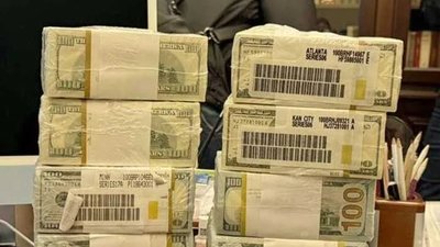 У Нацбанку не знають як долари в упаковці Федрезерву США опинилися у Міндіча