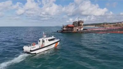 На узбережжя Туреччини винесло російське судно, яке було пошкоджене після атаки