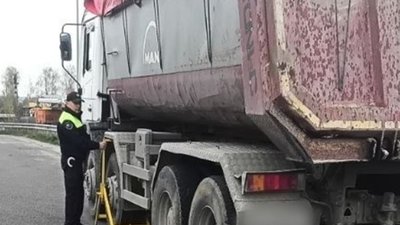 На Львівщині оштрафували водіїв фур за порушення габаритно-вагових норм на дорогах