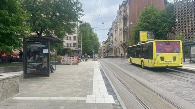 Завершення переобладнання зупинки на вул. Чупринки у Львові: коли тут зупинятиметься громадський транспорт