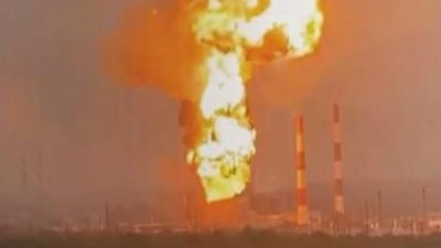 Сили оборони України вдарили по нафтопереробних заводах і військовому підприємству в тилу РФ