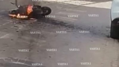 У Львові на ходу загорівся електробайк (ВІДЕО)