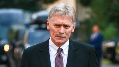 Попри паузу в переговорах РФ продовжує контакти зі США, - Пєсков